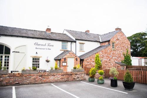 Charnock Farm Motel, Clayton le Woods, 