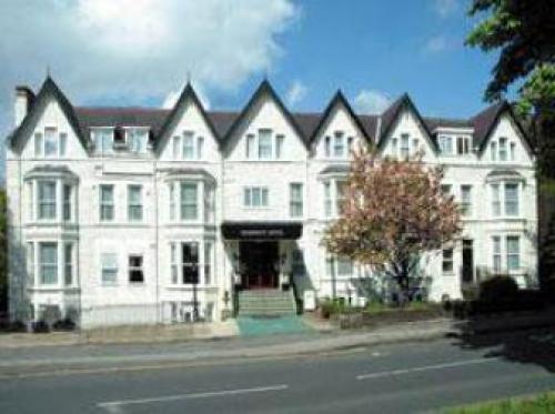 Fountains Guest House - Harrogate Stays, Harrogate, 