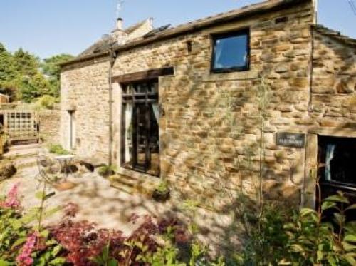 Carringtons Barn, Edale, 