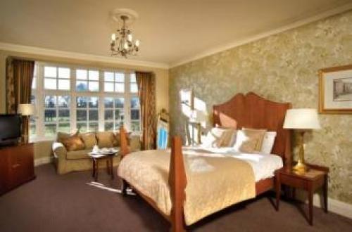 Grovefield House Hotel, Burnham, 