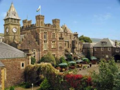 Craig-y-nos Castle, Abercraf, 