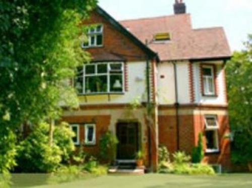 Oakfield Lodge Guest House Stockport, Disley, 