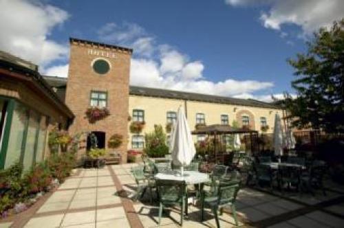 Corn Mill Lodge Hotel, Pudsey, 