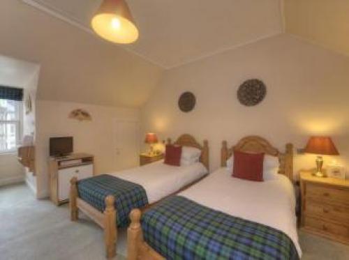 Knap Guest House, Kames, 