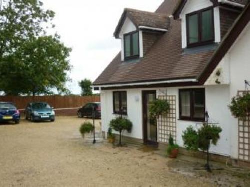 2 Hill View Bungalow, Winterborne Whitechurch, 