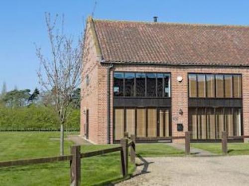 Willow Barn, Fakenham, 