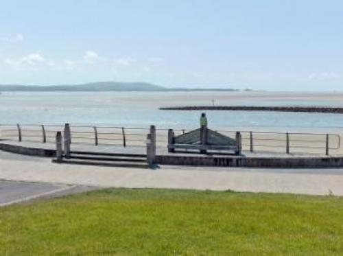 Beachlands, Llanelli, 