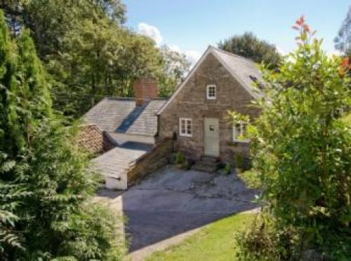 Anvil Cottage, Lydney, 