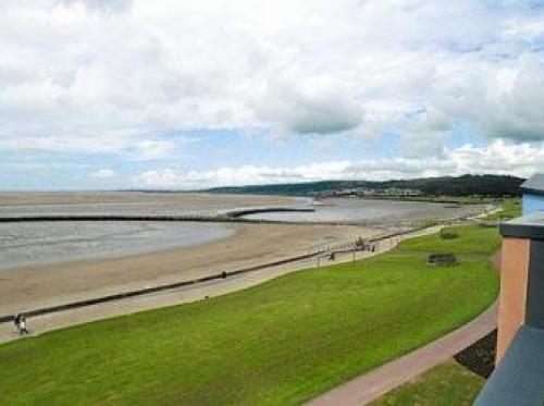 Seaview, Llanelli, 