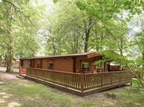 Kenwick Woods Lodge, Dore, 