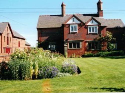 Cotton Farm, Tarvin, 