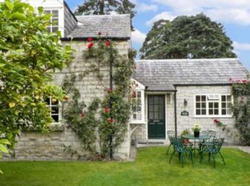 Waterside Cottage, York, Hovingham, 