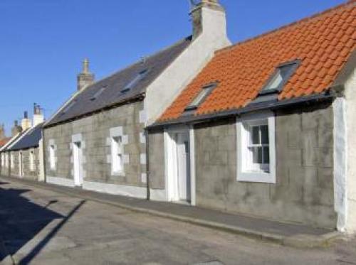 85 Seatown, Cullen, 