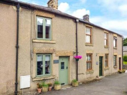 12 Buxton Road, Tideswell, 