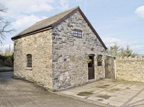 The Coach House At Old Vicarage Cottage, Betws-yn-Rhos, 