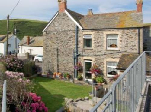 Atlantic House - 27665, Port Isaac, 