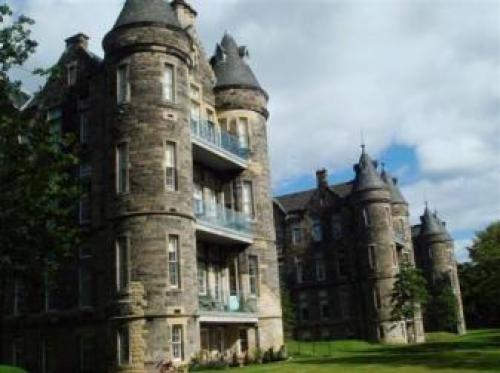 424 Stunning 2 Bedroom Duplex Apartment By The Meadows With Secure Parking, Edinburgh, 