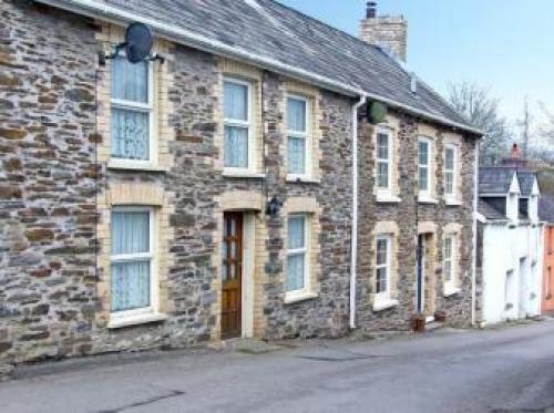 Old School Bed And Breakfast, Llandysul, 