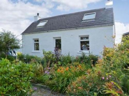 Kiloran Self Catering Suite, Skeabost Bridge, 