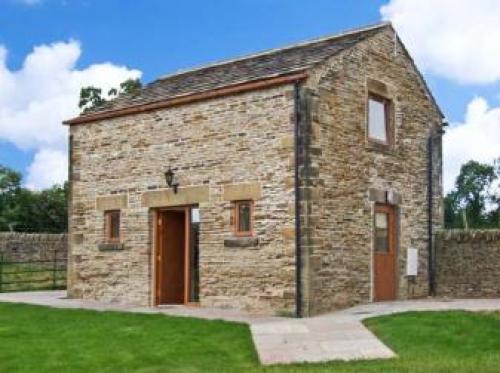 Hollins Wood Bothy, Dodworth, 