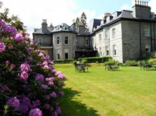 Tor-na-coille Hotel, Banchory, 