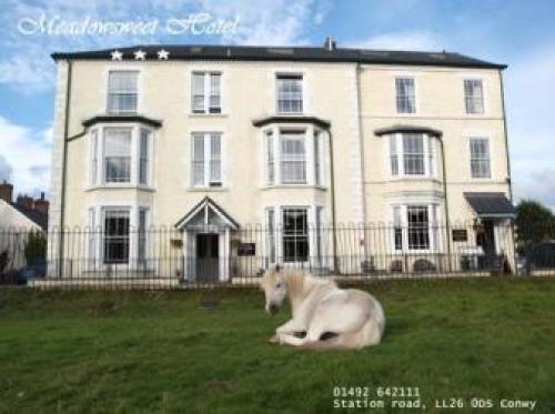 The Meadowsweet Hotel & Self Catering Apartments, Llanrwst, 
