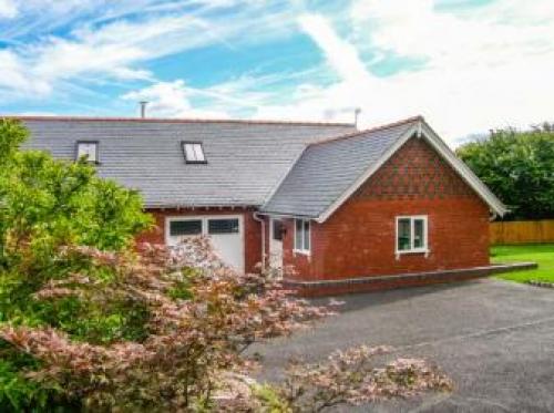 Douglas Cottage, Llangollen, 