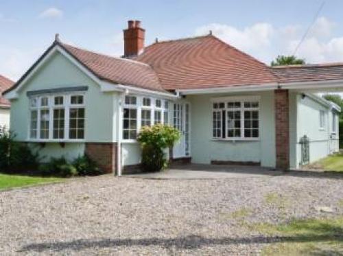 Sunningdale Cottage, Chapel St Leonards, 