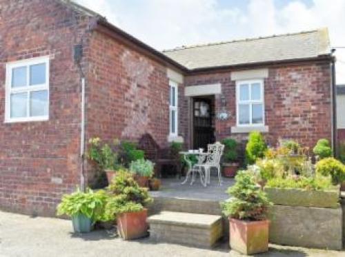 Old Hollow Cottage, Southport, 