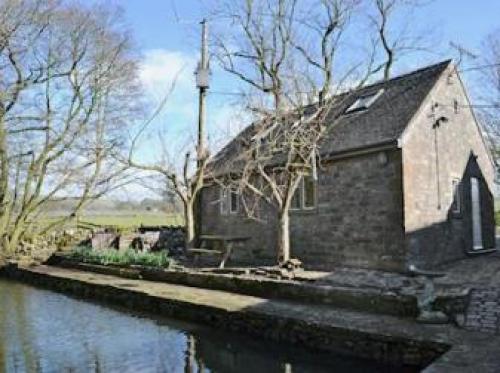 The Old Mill Annexe, Hartington, 