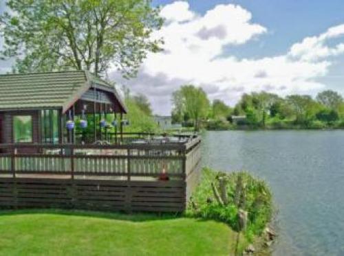 Chichester Lakeside Luxury Lodge, Chichester, 