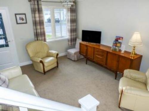 Holiday Home Devonvale Place, Kinross, 