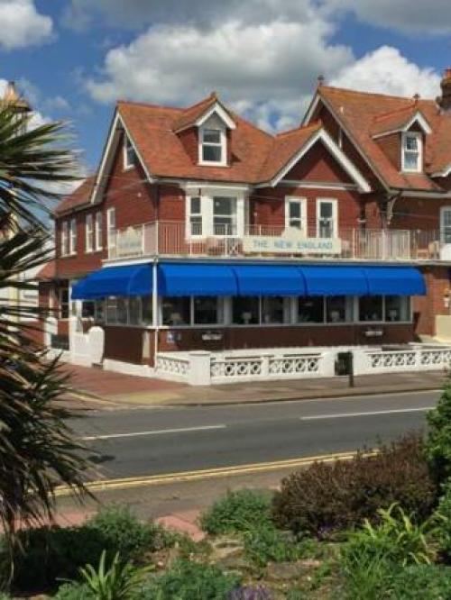 By The Sea Bed And Breakfast, Eastbourne, 